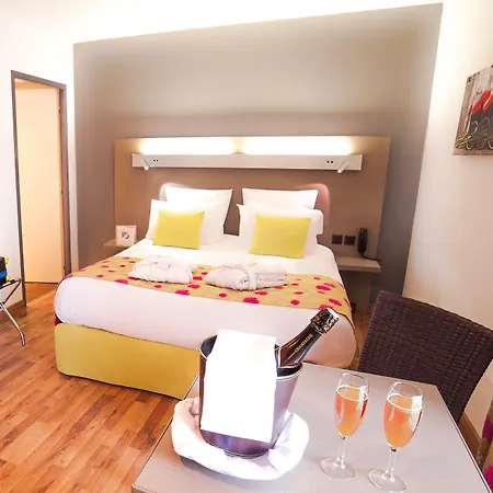 Отель The Originals City, Les Domes, Sud Saleilles 3*