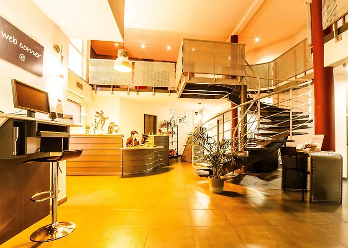 Hotell The Originals City, Les Domes, Sud Saleilles 3*